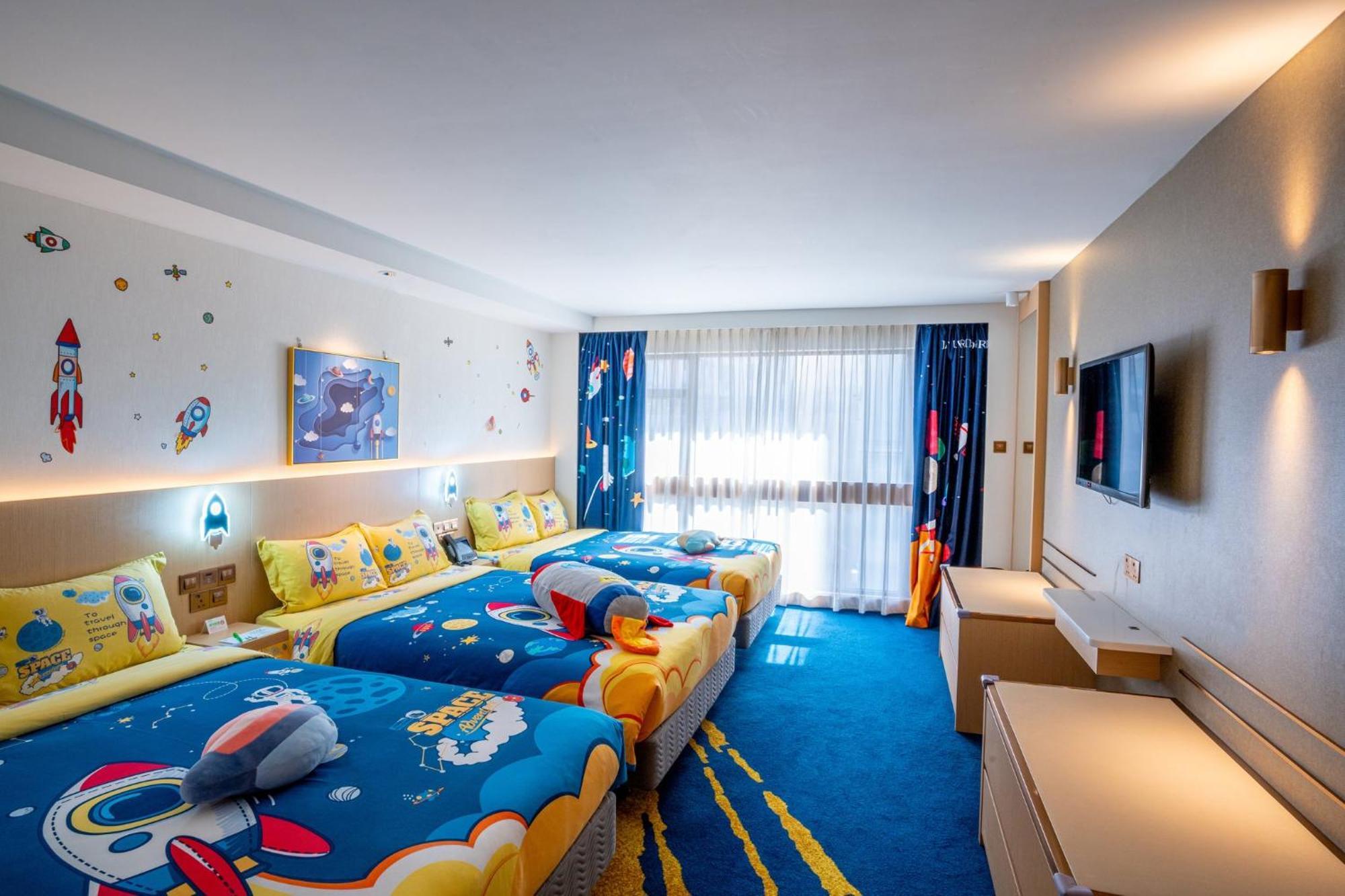 Holiday Inn Golden Mile By Ihg Χονγκ Κονγκ Εξωτερικό φωτογραφία