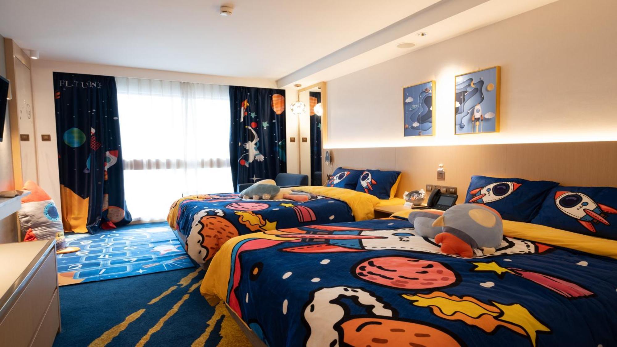 Holiday Inn Golden Mile By Ihg Χονγκ Κονγκ Εξωτερικό φωτογραφία