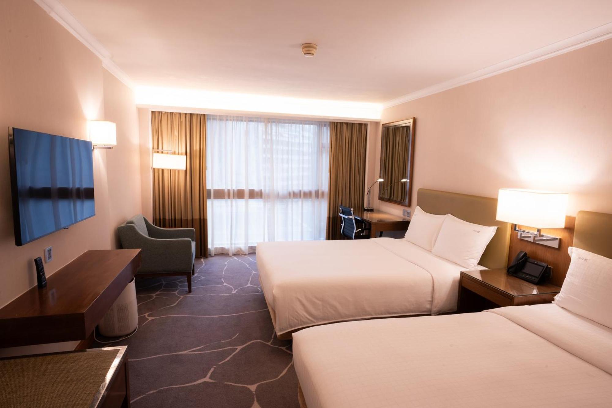Holiday Inn Golden Mile By Ihg Χονγκ Κονγκ Εξωτερικό φωτογραφία
