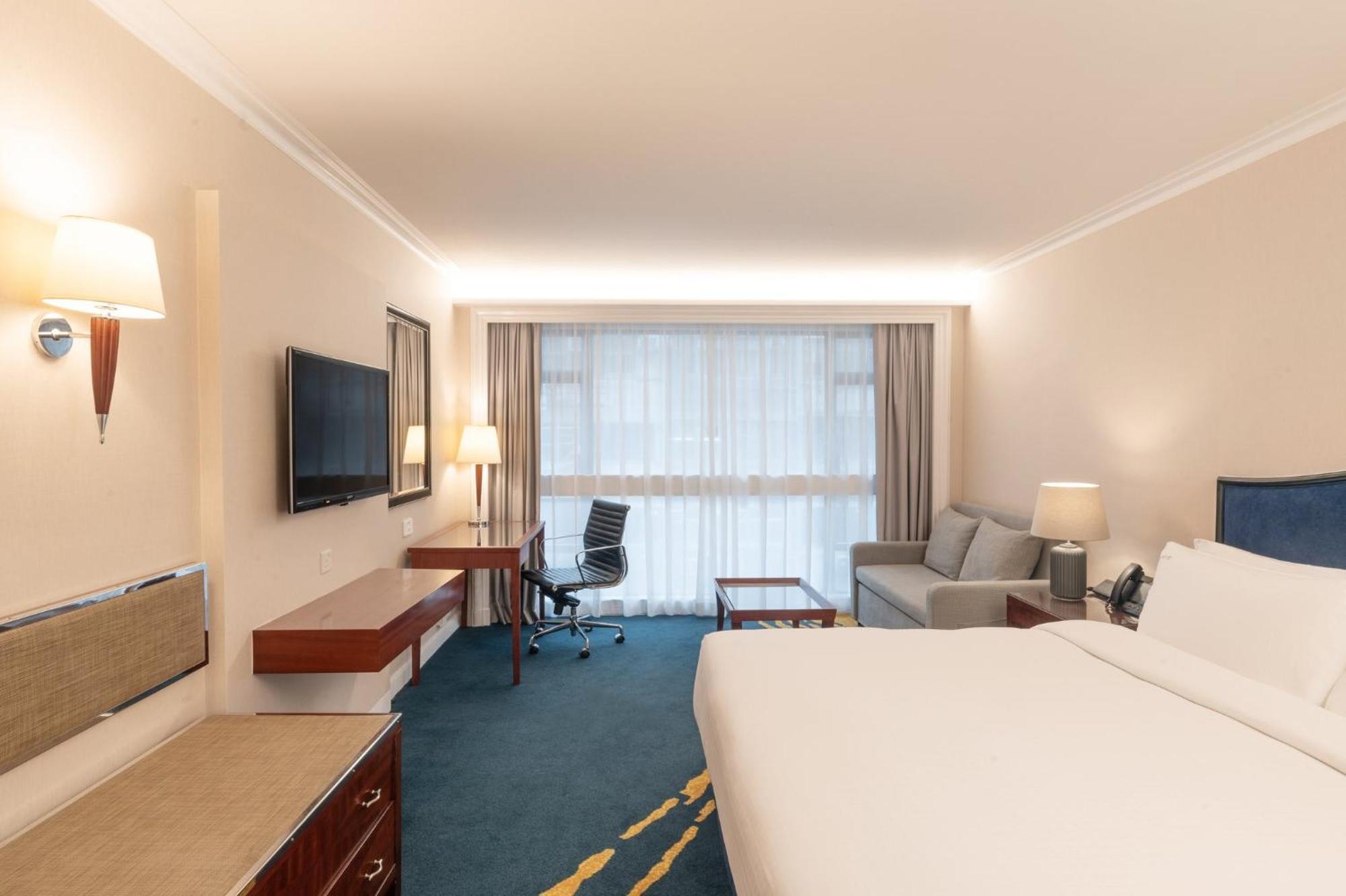 Holiday Inn Golden Mile By Ihg Χονγκ Κονγκ Εξωτερικό φωτογραφία